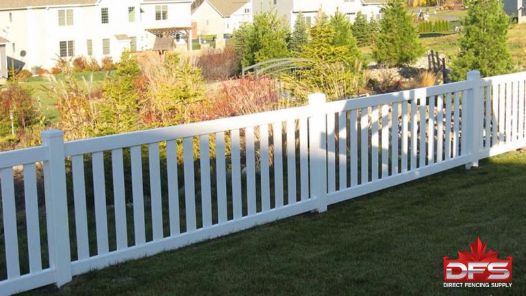 pool pvc fence weyburn