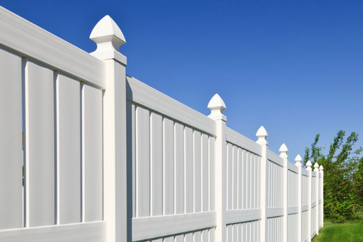 premium vinyl fencing